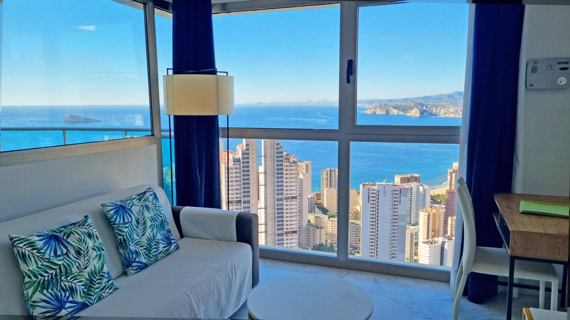 Highrise Apartment With Private Terrace & Sea Views - 34Th Floor Benidorm Extérieur photo