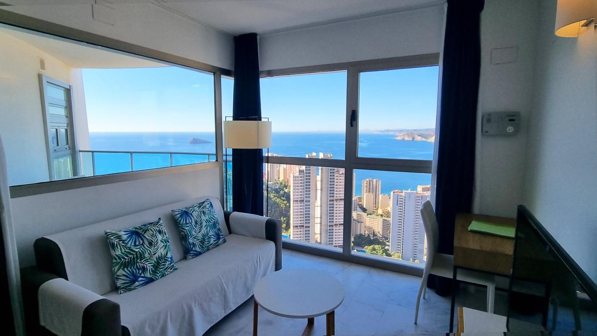 Highrise Apartment With Private Terrace & Sea Views - 34Th Floor Benidorm Extérieur photo